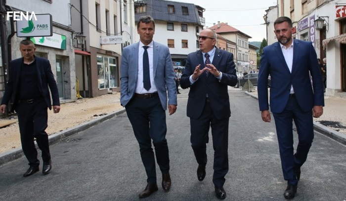 Novalić i Dautović razgovarali o infrastrukturnim projektima u Travniku