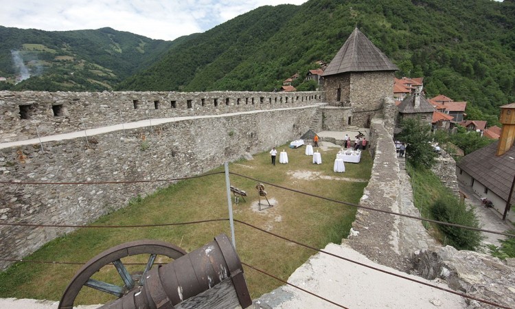 Posjetioci se sve više vraćaju na Stari grad i tvrđavu Vranduk kod Zenice