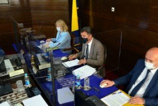 Vlada FBiH uplatila 70,8 miliona KM Tuzlanskom i Zeničko-dobojskom kantonu