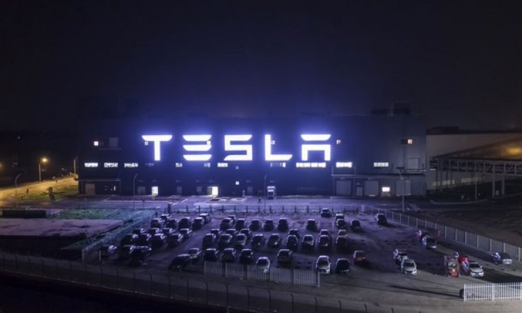 Tesla mora platiti više od 130 miliona dolara odštete zbog rasizma u kompaniji