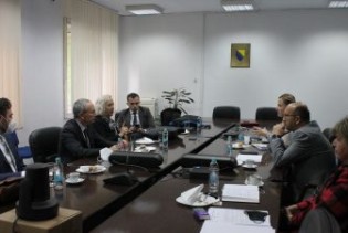 Predstavnici Ambasade Italije posjetili Poreznu upravu FBiH