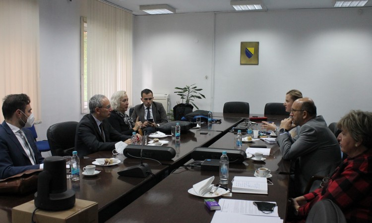 Predstavnici Ambasade Italije posjetili Poreznu upravu FBiH