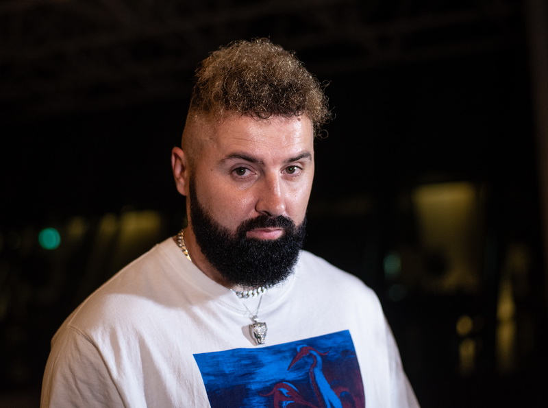 Jala Brat prvi balkanski izvođač s milion pretplatnika na Spotifyju