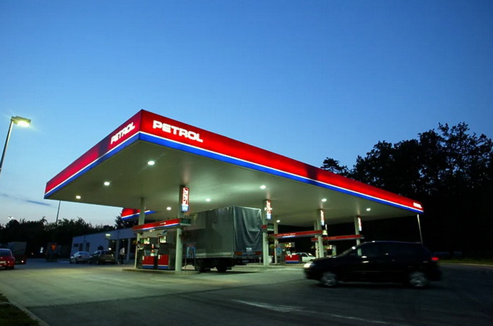Petrol prvi najavio nove cijene struje i zemnog plina u Sloveniji