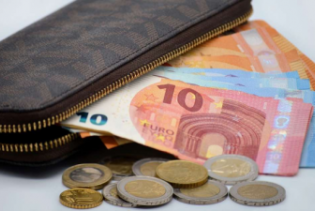 Premijer Slovenije najavio porez na aktivu banaka