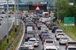 Protekli vikend bio najprometniji ikad u Hrvatskoj, naplaćeno 53,66 miliona kuna cestarina