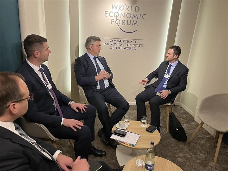 Plenković u Davosu: U eurozoni Hrvatska je manje izložena, a zaštićenija u krizama