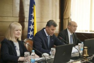 Novalić: Nastavljamo graditi i povezivati cijelu Federaciju BiH