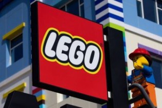 Lego: Neto dobit u prvom polugodištu veća 16%