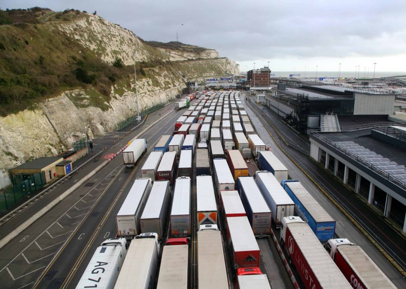 FT: Britanija ponovo odgađa uvođenje graničnih kontrola nakon Brexita