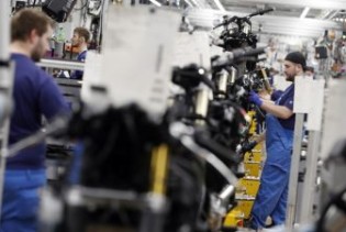 U Hrvatskoj sve manje ljudi radi u industriji