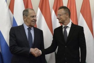 Lavrov obećao da će Mađarska imati nesmetano snabdijevanje ruskim energentima
