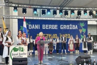 Krišto otvorila Dane berbe grožđa Brotnjo 2023.