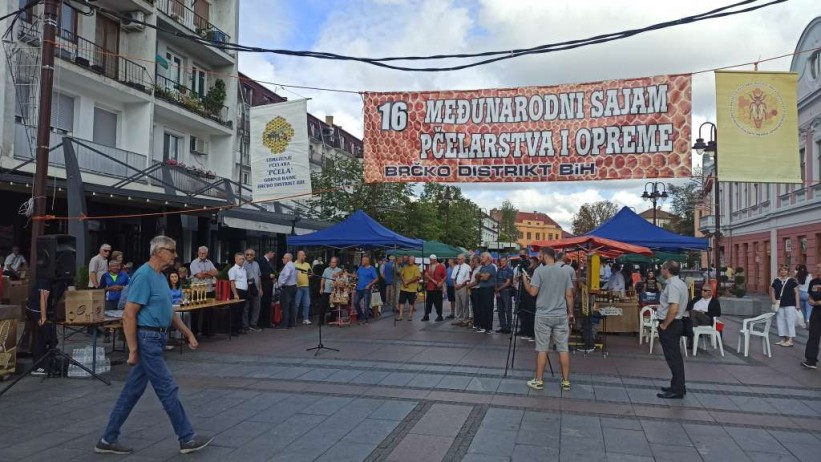 U Brčkom otvoren 16. Međunarodni sajam pčelarstva i pčelarske opreme