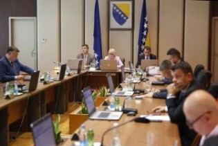 Vijeće ministara: Usporen ekonomski rast BiH, slabi privatna potrošnja