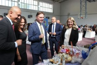 Ministar Hrnjić otvorio manifestaciju "Hercegovački plodovi Mediterana"