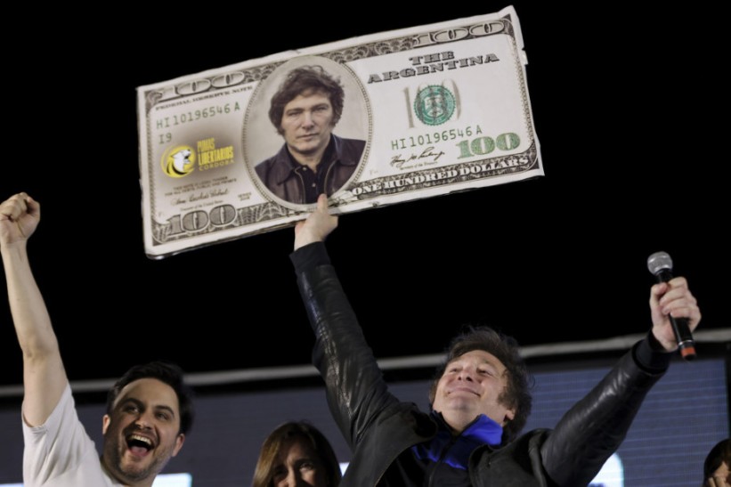 Prevazilaženje finansijske katastrofe: Argentina uvodi američki dolar?