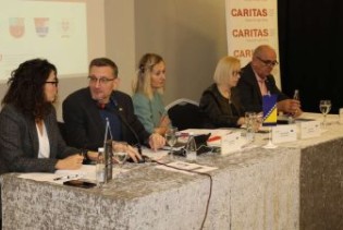 Caritas Švicarske i sedam hercegovačkih gradova potpisali ugovore za razvoj ruralnih područja