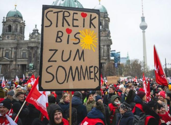 Situacija kritična: Preko 20 hiljada prosvjetnih radnika štrajkuje u Njemačkoj