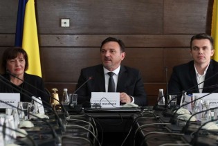 Ministar Hasičević: Feroelektro izmiruje dugovanja, stečaj nije opcija