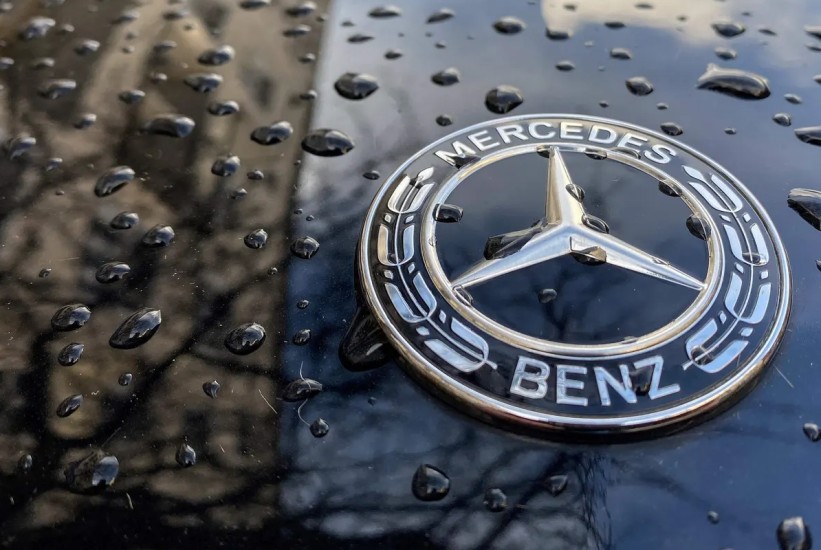 Mercedes povlači više od sto hiljada dizelskih vozila u Njemačkoj