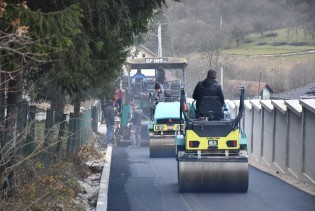 Važan projekt Općine Ilidža: Ulica Zenik dobila novih 835 metara asfalta