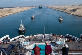Zbog Huta drastično pali prihodi od Sueckog kanala