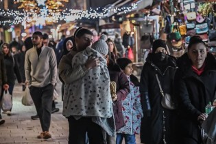 Oboreni dosadašnji rekordi dolazaka i noćenja turista u KS