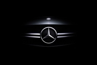Mercedes-Benz usporava prelazak na isključivo električne pogone