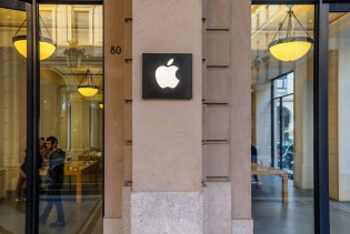 Nova era tehnologije: Sukob Applea i Mete