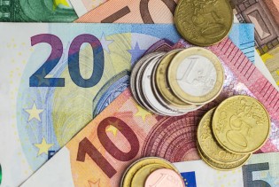 Njemački klijenti banaka plaćaju visoke naknade za osnovne račune u EU