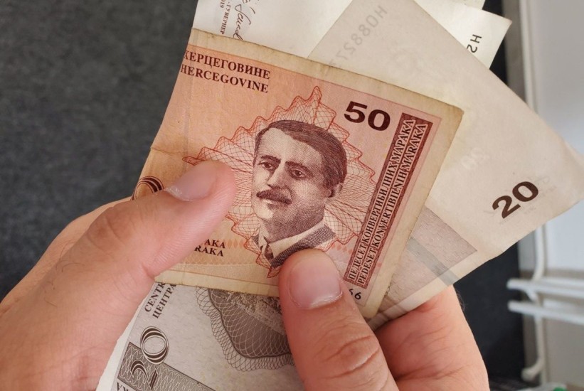 Povlačenje iz opticaja starijih novčanica KM olakšalo i povećalo otkrivanje krivotvorina