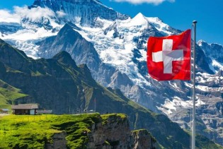 Švicarci na referendumu o 13. penziji