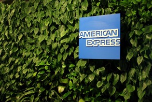 American Express nadmašio tržišna očekivanja u tromjesečnoj zaradi