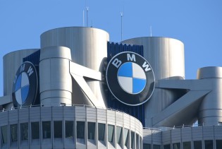 BMW: Počeli radovi na izgradnji fabrike baterija za električne automobile