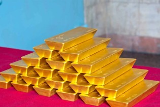 Zlato moglo bi dostići 2.600 dolara za uncu u roku od godinu dana