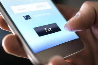 Da li su digitalni novčanici sigurniji od debitnih kartica?