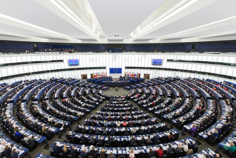 Evo koliko mjesečno zarađuju poslanici u Parlamentu EU