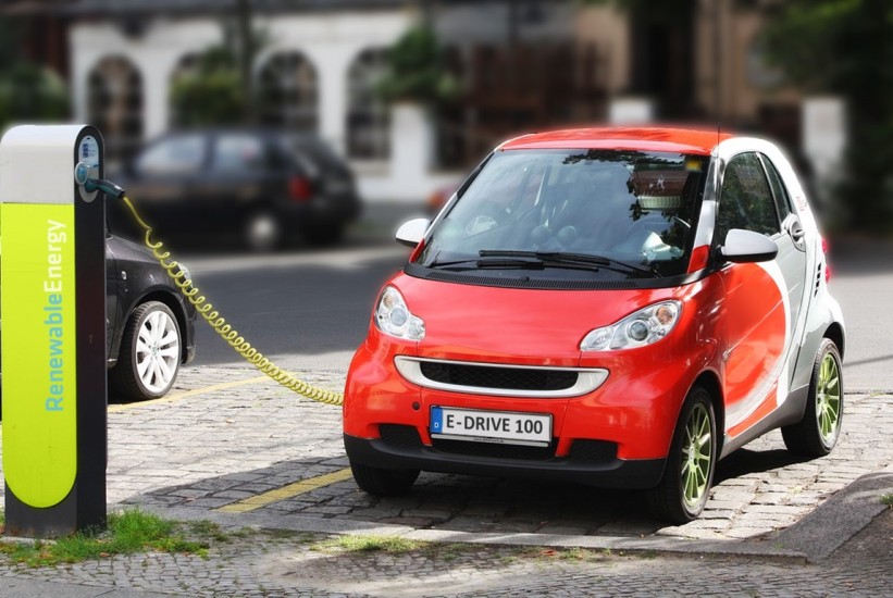 Njemačka bilježi rekordni pad prodaje električnih automobila