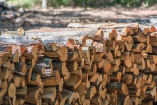 Cijene ogrjeva u Brčkom niže, za džep građana i dalje previsoke