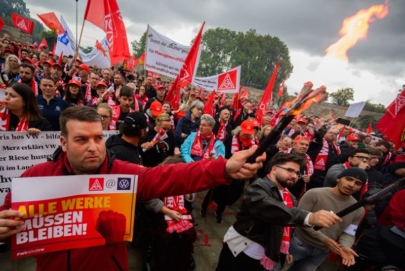 U fabrikama Volkswagena protestvovalo gotovo 100.000 radnika