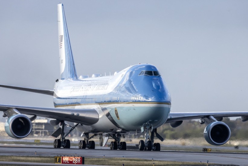Novi troškovi: SAD za Air Force One izdvaja milijardu dolara