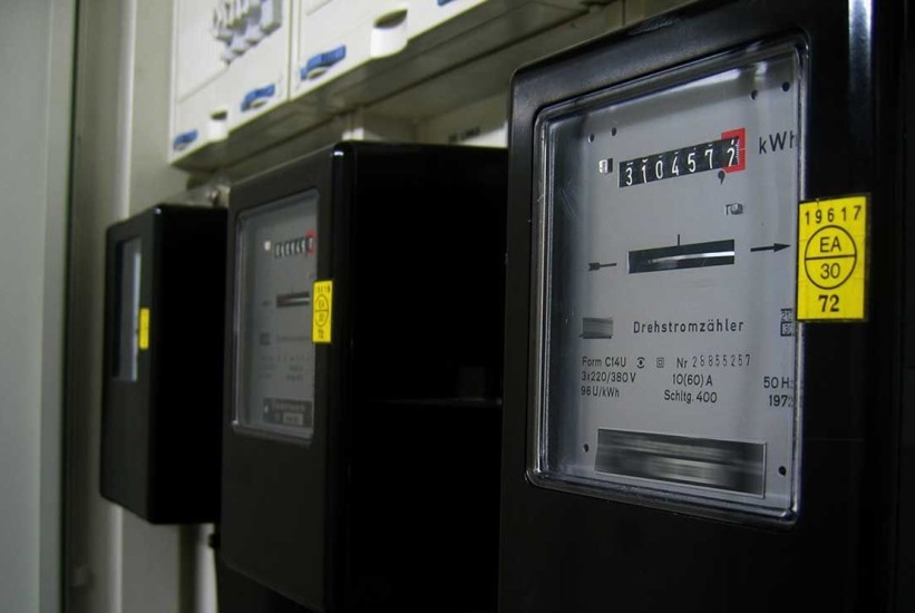 Račun za struju u RS biće veći za 12 KM ako poskupi mrežarina