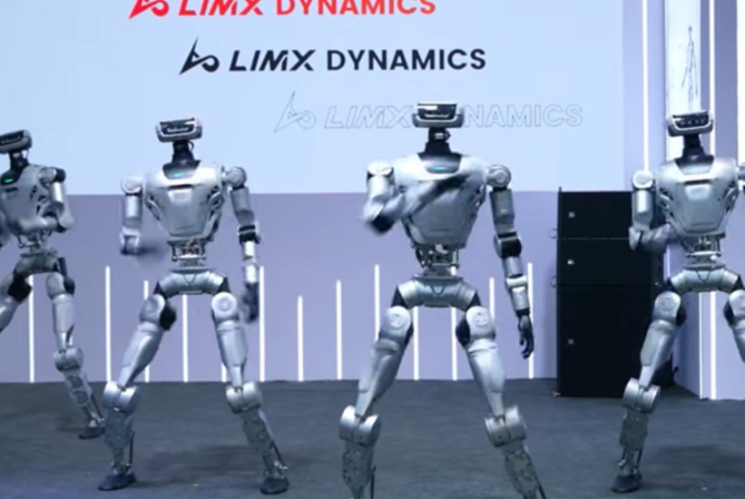 Čudo tehnologije: Kineski humanoidni roboti izveli plesnu tačku