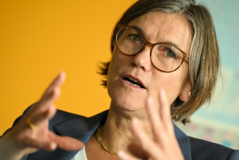 Šefica njemačkog sindikata poziva na manje dividende auto divova