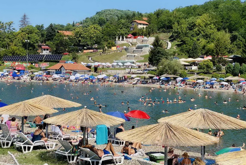 Panonska jezera u Tuzli ove sezone posjetilo više od 310 hiljada gostiju