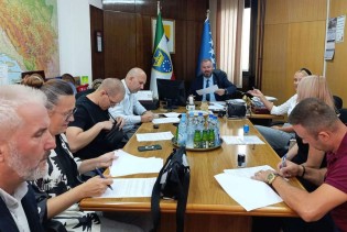 Ministarstvo privrede ZDK dodijelilo sredstva za nastup 30 firmi na sajmovima u Tešnju i Zenici