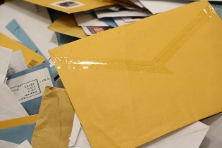 Poštanski promet u SAD-u nakon uvođenja carina pao za 80 posto