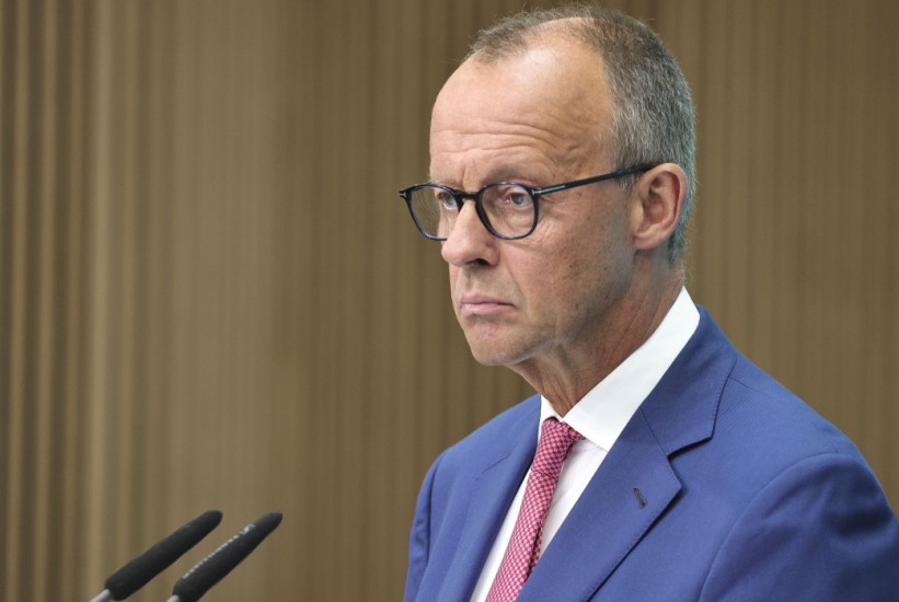 Njemačka autoindustrija u krizi: Merz okuplja proizvođače, sindikate i ministre