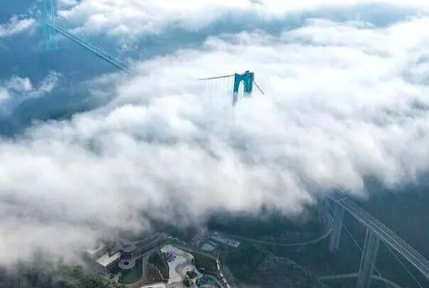 Kina otvorila najviši most na svijetu: Vrh konstrukcije dostiže oblake